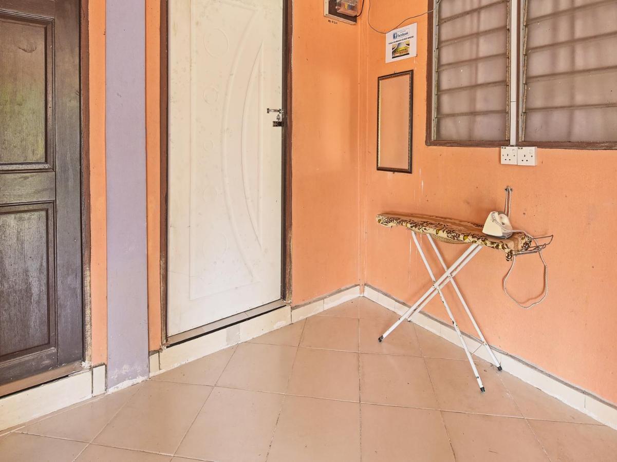 Oyo 90454 Haza Harmoni Guesthouse Κότα Μπάρου Εξωτερικό φωτογραφία